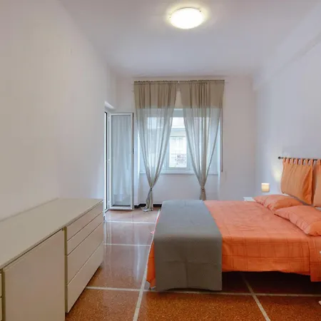 1 Bedroom Awesome In * レッコ