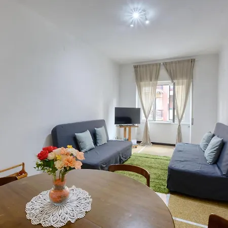 1 Bedroom Awesome In *