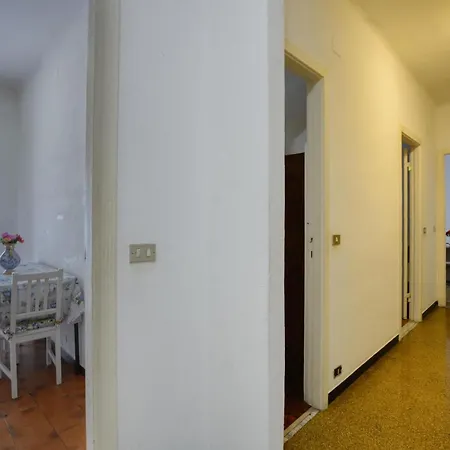 Apartment In With Wifi